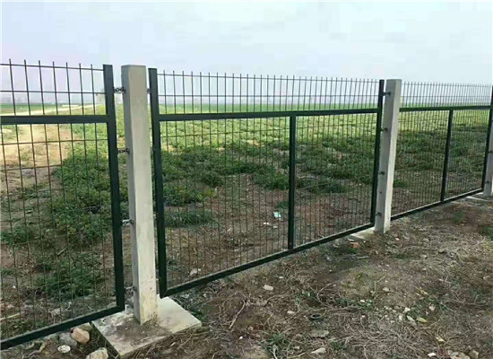 鐵路護(hù)欄網(wǎng) 鐵路護(hù)欄網(wǎng)